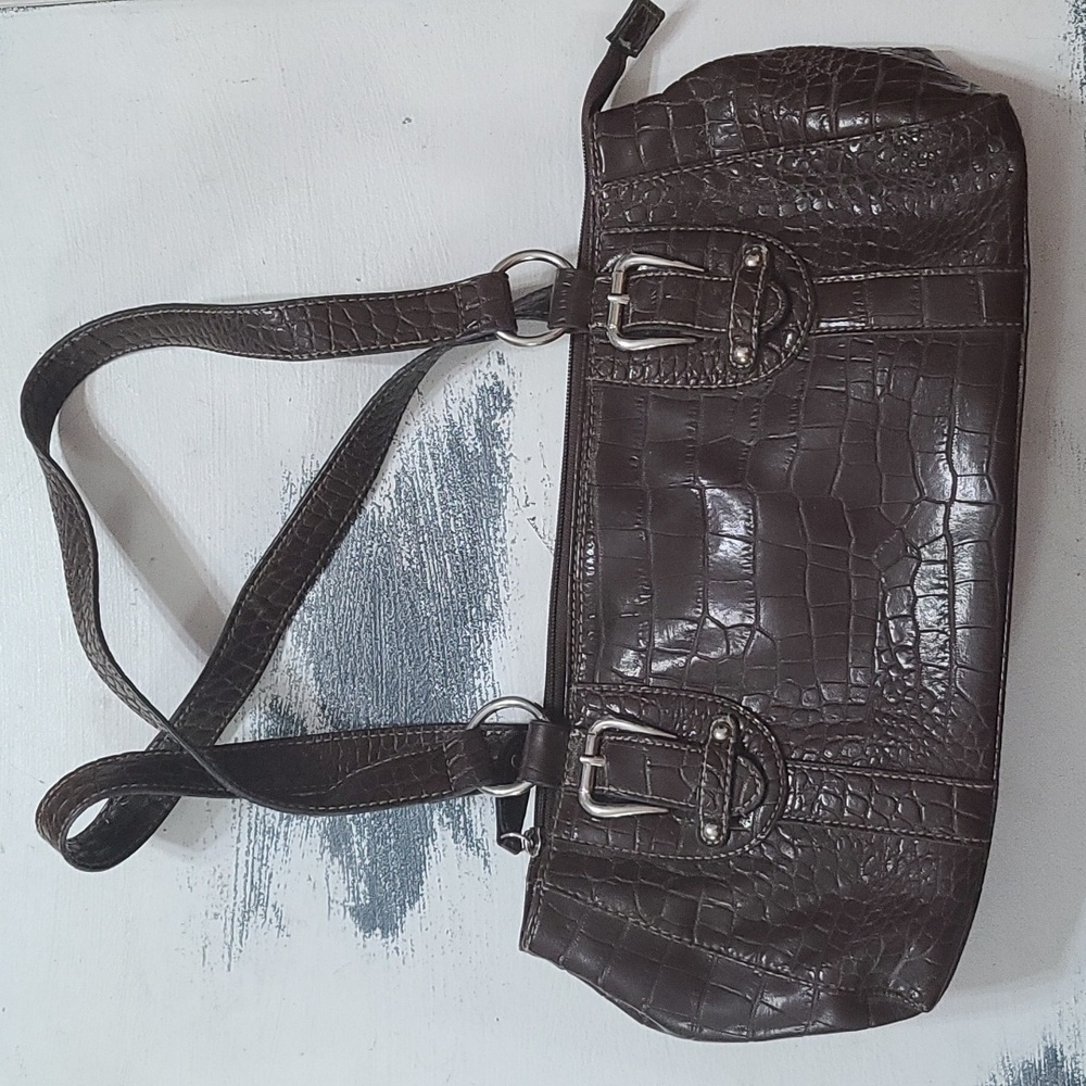 Crofts & Barrow Womens Purse Brown Faux Leather Alligator Skin Design Zips GUC